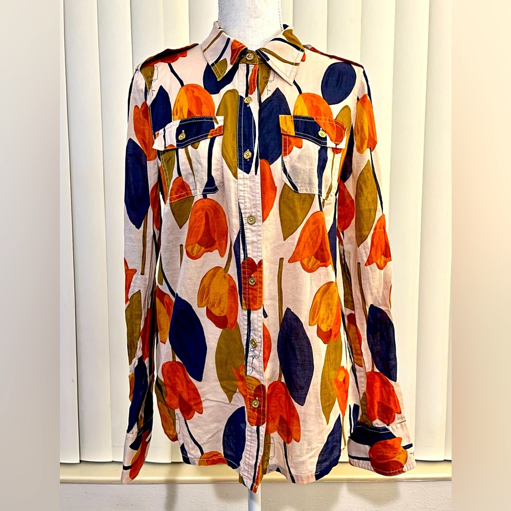 Tory Burch ShirtCute Tory Burch button down long sleeve shirt